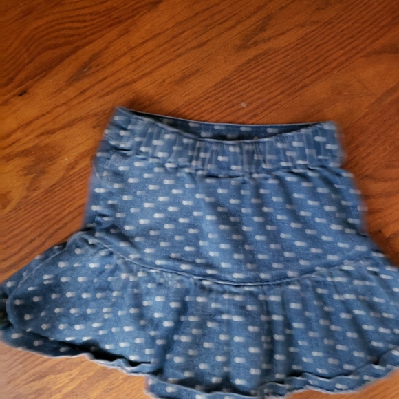Adorable Little girls Hello Kitty Skirt - Picture 3 of 5